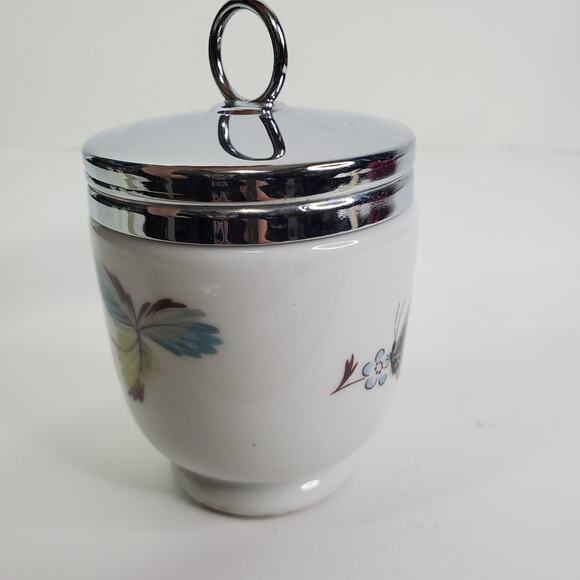 Vintage Royal Worcester King Size Porcelain Egg Coddler Strawberry Fair - Picture 4 of 9